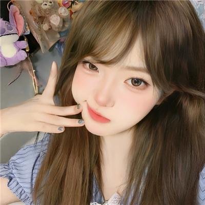 玉湖裸女